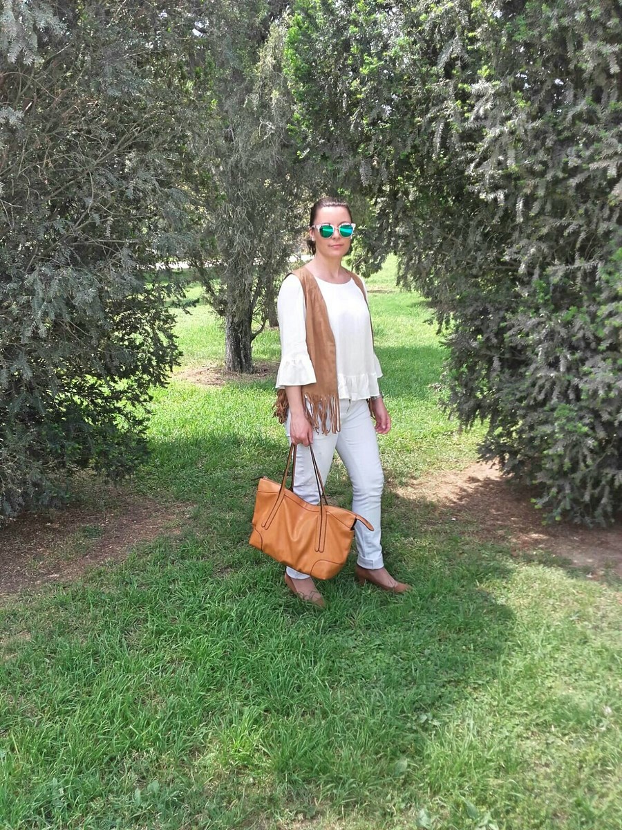 Outfit_blanco_y_camel_fashionblogger_mivestidoazul (10)
