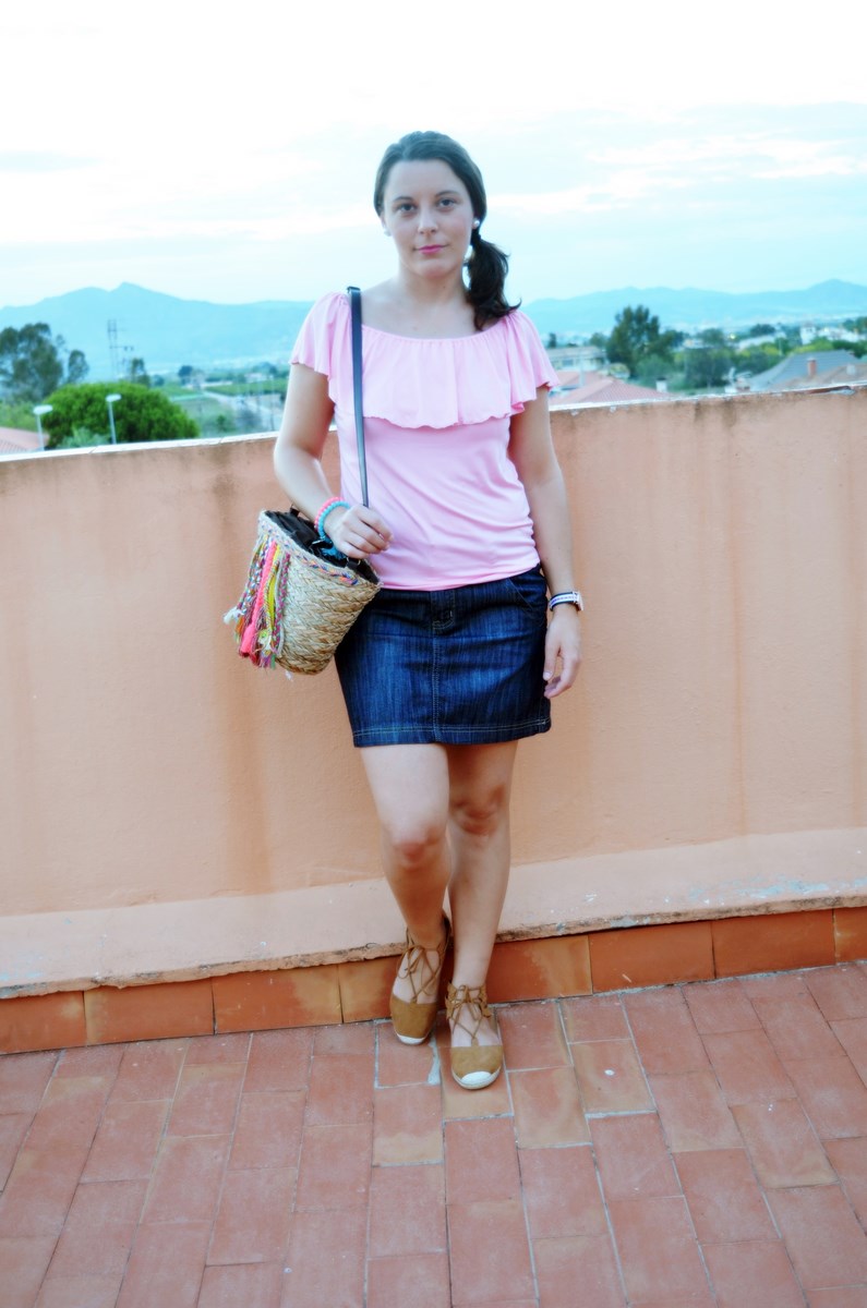 Camiseta rosa y mini capazo_look_verano_fashionblogger_mivestidoazul (2)