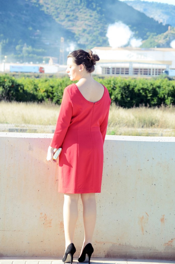 Lady in red & Magrid Bloggers Made In Spain 2016 _ Look_ Zapatos Magrit_mivestidoazul (5)
