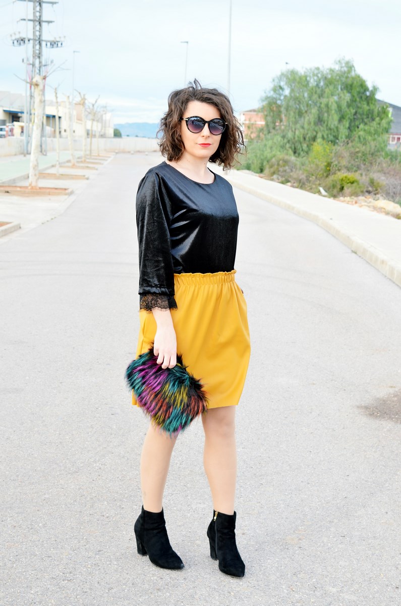 Móvil Empírico Mitones Como combinar una falda de piel amarilla | Mi Vestido Azul Blog