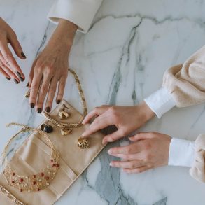 Qué debemos tener en cuenta a la hora de comprar en una joyería online